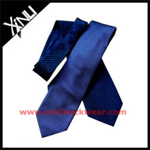Cravates plissées en soie de haute qualité